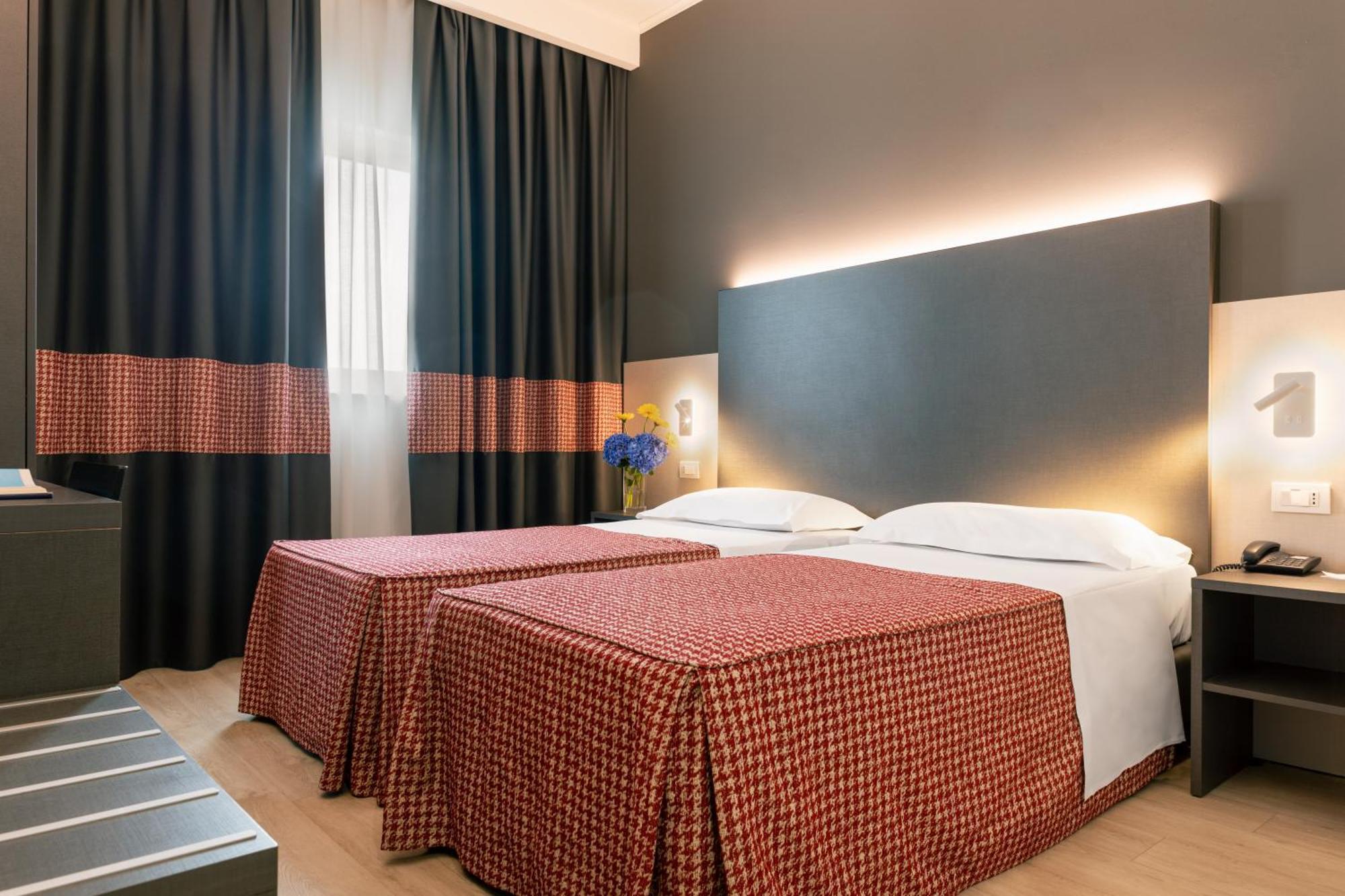 Michelino 75 By The Sydney Hotel 3*