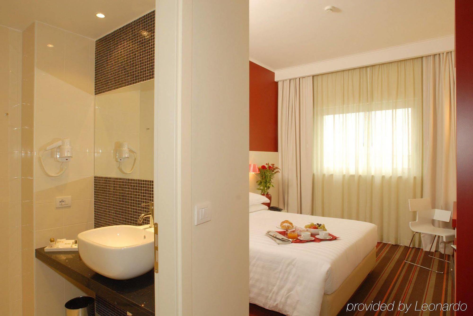Hotel Michelino 75 By The Sydney Bologne